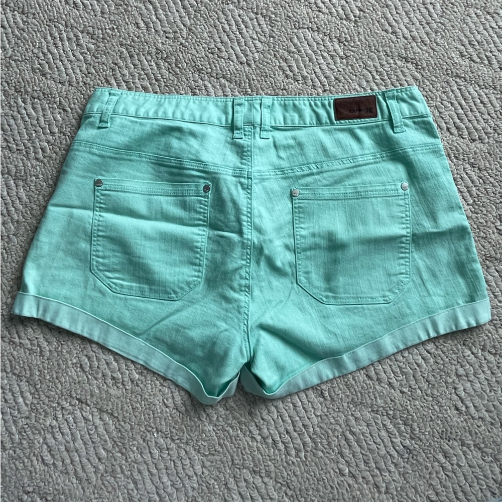 Express shorts - Picture 2 of 4